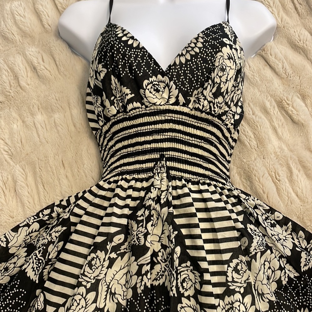 Costa Blanca XS Floral Print Dress